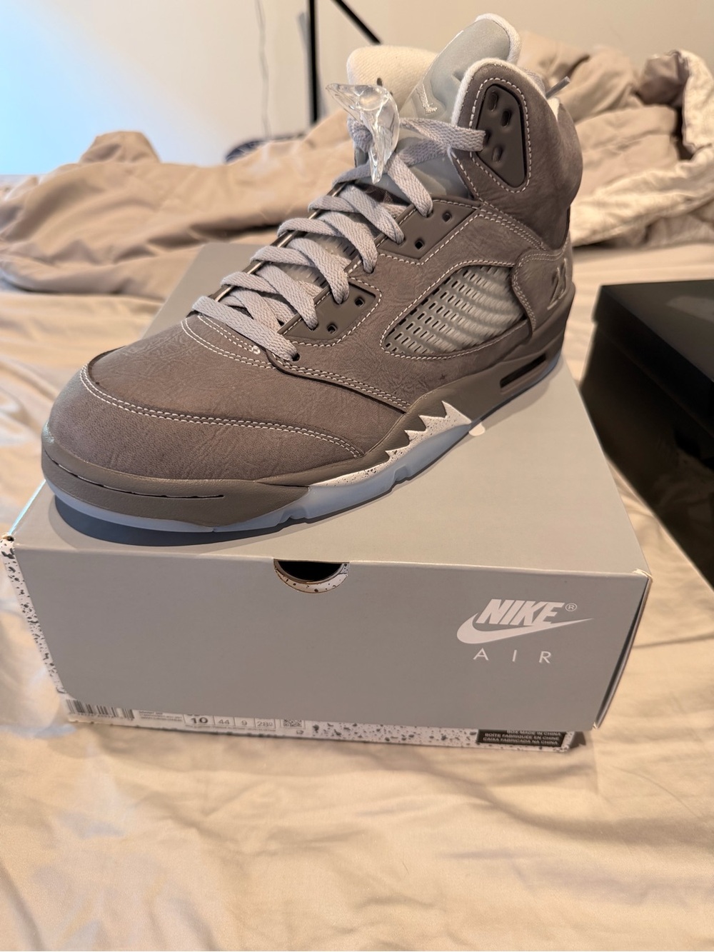 Nike Air Jordan 5 Wolf Grey Retro Men's Sneakers - Grey